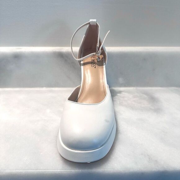 Wetkiss Ankle Buckle Strap Round Toe Platform Chunky Pump Heels White Size 9.5 - Picture 8 of 16
